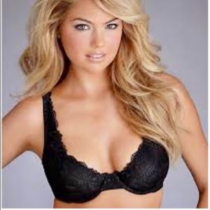 Felina Lush Lace full busted underwire bra. Size 32C